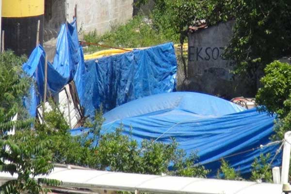 Tarsus'taki gizemli ev yeraltı kentine mi açılıyor