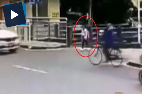 Küçük çocuk böyle can verdi