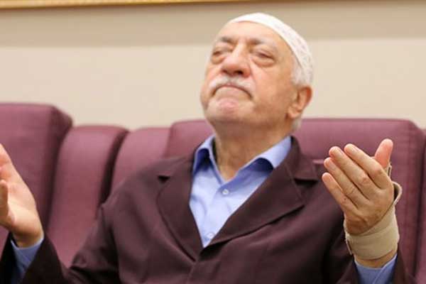 'CHP de Gülen de darbeye tiyatro diyor'