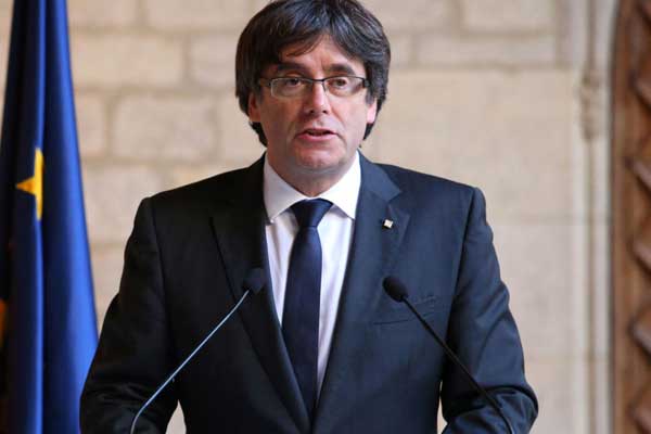 İspanya: Katalonya lideri dönmezse yakalama emri çıkarılabilir!