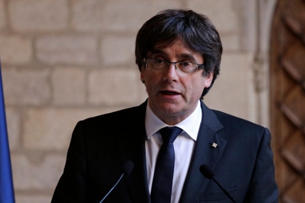 Avukatı açıkladı: Eski Katalan lider İspanya'ya dönecek mi?