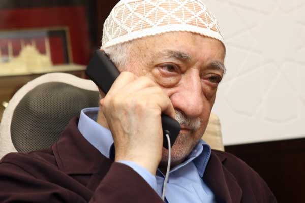 FETÖ'nün yeni gelir kaynağı: Gülen'e övgü dizilen tekstil ürünleri