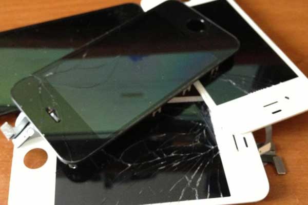 Akıllı telefonlar için büyük yenilik: Kırılmayan ekran