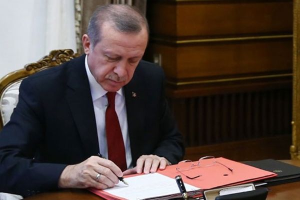Cumhurbaşkanı Erdoğan 4 üniversiteye rektör atadı