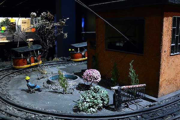 Yer altının izlerini taşıyan müze ziyaretçilerini ağırlıyor