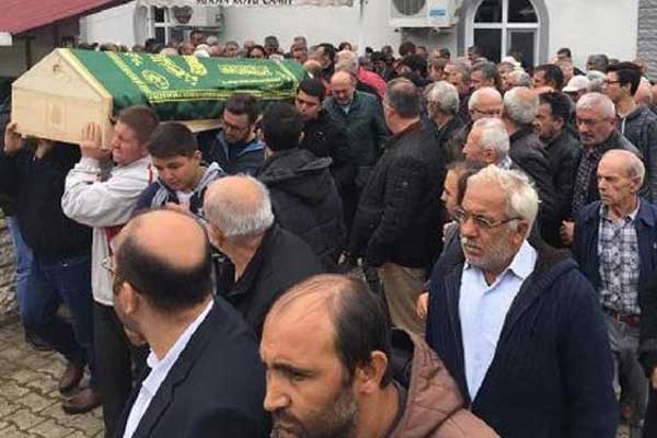 Batan gemide ölen Yazıcı, toprağa verildi