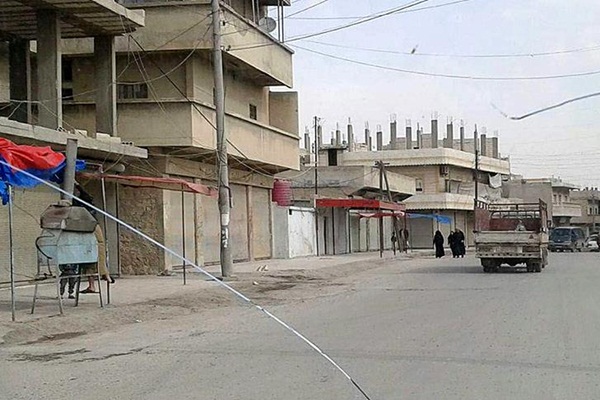 Münbiç'te esnaftan PKK'ya tepki