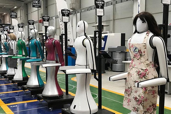 Türkiye'nin ilk insansı robot fabrikası