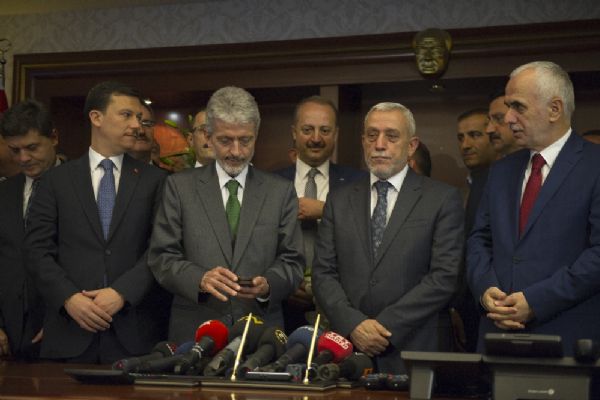 Mustafa Tuna görevi devraldı