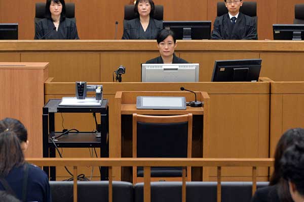 Eşi ve sevgililerini öldürmüştü! İdam cezası verildi