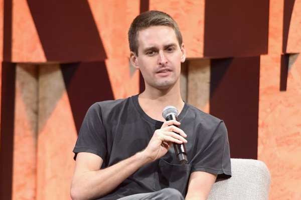 CEO’su açıkladı! Snapchat, kapanıyor mu?