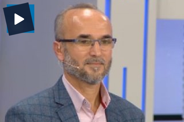 Halisdemir'in kardeşi şehit babasını duygulandırdı