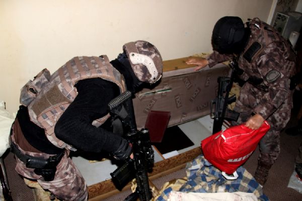 Erzurum'da 20 DEAŞ'lı tutuklandı