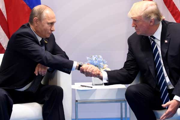 Putin ve Trump Vietnam'da görüşecek