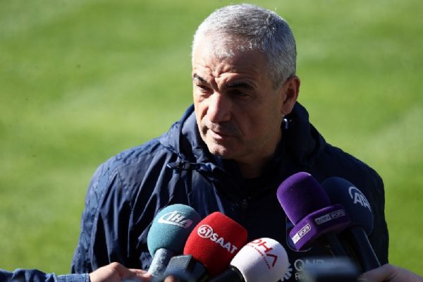 Rıza Çalımbay: Yabancı oyuncu konusunda kriterler olmalı