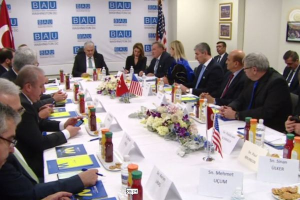 Binali Yıldırım'dan üniversite ziyareti