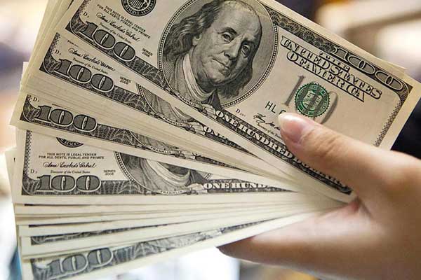 Dolar güne yükselişle başladı