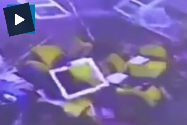 Kontrolden çıkan kamyon sınıfa girdi