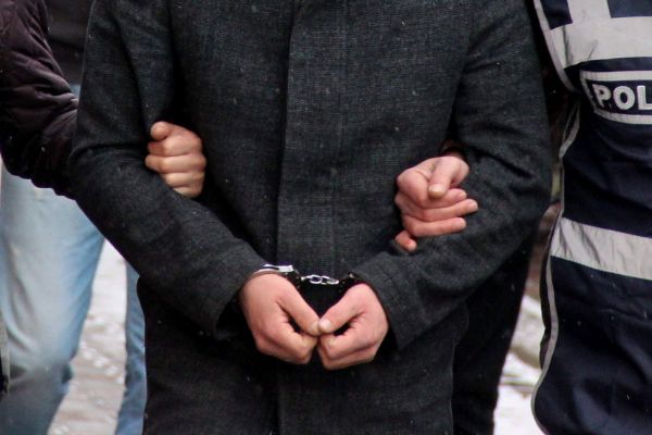 Kütahya'da DEAŞ operasyonu: 3 kişi gözaltına alındı