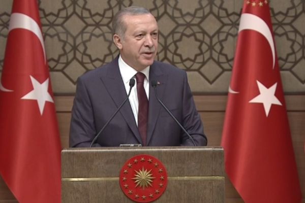 Cumhurbaşkanı Erdoğan: Kontrollü darbe varsa artistlerinden birisi sensin