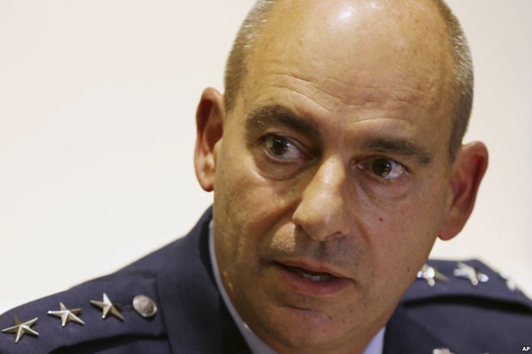 ABD'li komutan: Füzenin üzerinde İran'a ait işaretler var