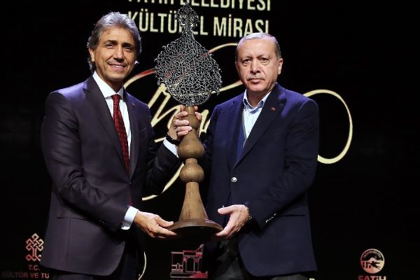 '320 adet orta ölçekli eseri restore ettik'