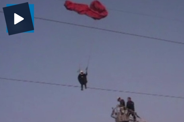 Kadın paraşütçünün ölüm kalım savaşı