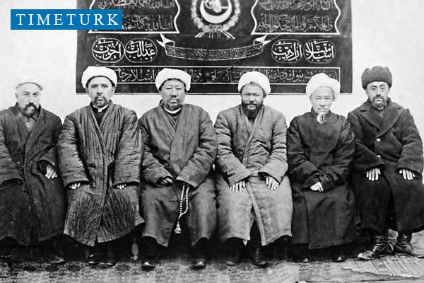 Doğu Türkistan İslam Cumhuriyeti 84 yıl önce bugün kuruldu - Timeturk Haber