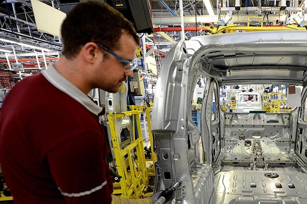 Otomobil üretimi 10 ayda yüzde 27 arttı