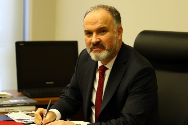 Bülent Gedikli: Türkiye terörle mücadele ya da ekonomi...