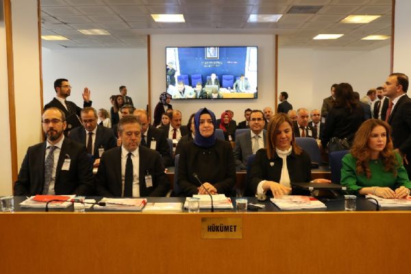 Fatma Betül Sayan Kaya: 137 kadın konuk evinde 3 bin 444 şiddet mağduru var