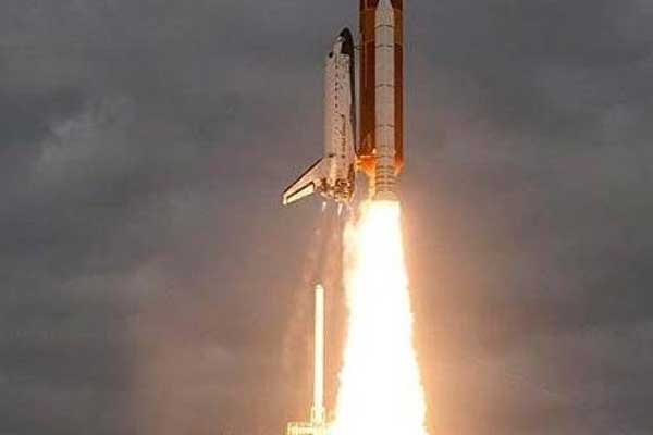 Çin meteoroloji uydusu fırlattı