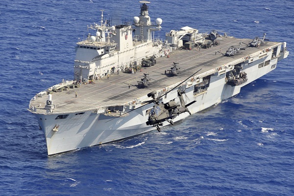 İngiltere: Türkiye ile helikopter gemisi için görüşüyoruz