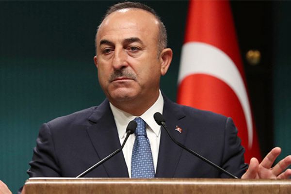 Mevlüt Çavuşoğlu: YPG Rakka'da bölgeyi ele geçirmek istiyor