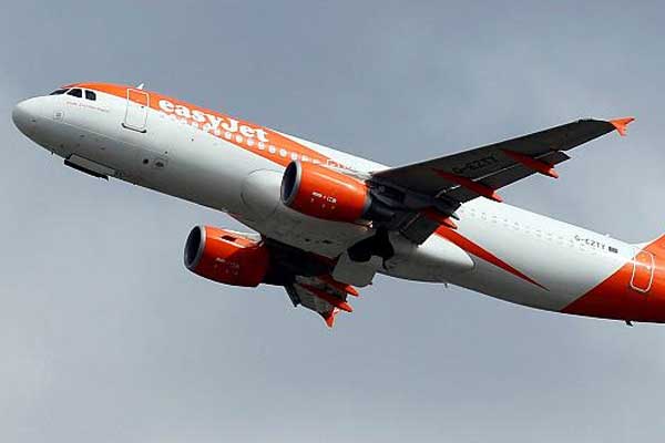 Uçağın tuvaletinden kaçak yolcu çıktı