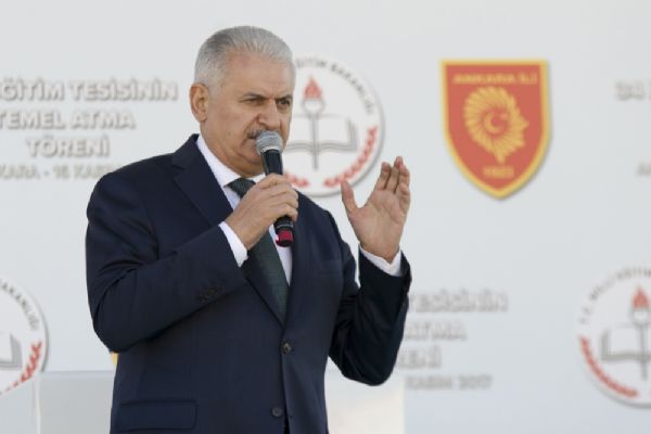 Binali Yıldırım: İki yıl içinde 350 okulun inşaatını bitirip hizmete alacağız