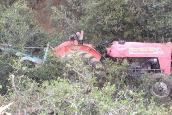 Manisa'da traktör devrildi: 1 kişi öldü
