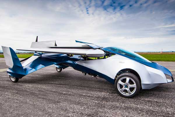 Uçan arabalar piyasaya çıkmaya hazırlanıyor
