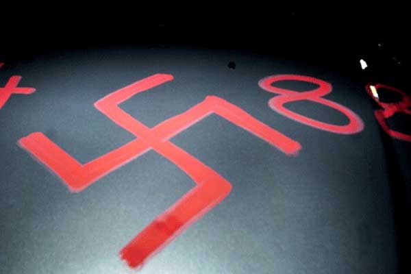 Avusturya'da Hitler selamına hapis cezası