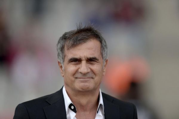 Şenol Güneş'ten kadroda iki değişiklik