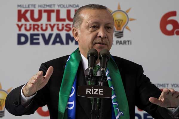 Cumhurbaşkanı Erdoğan Rize'de konuşuyor