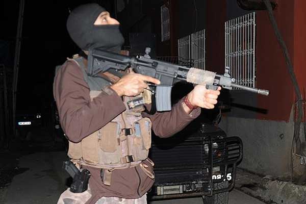 Van'da terör operasyonu: 5 gözaltı