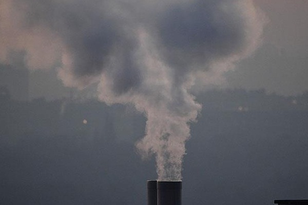 Karbondioksit ve metan gazlarını dönüştürebilen madde üretildi