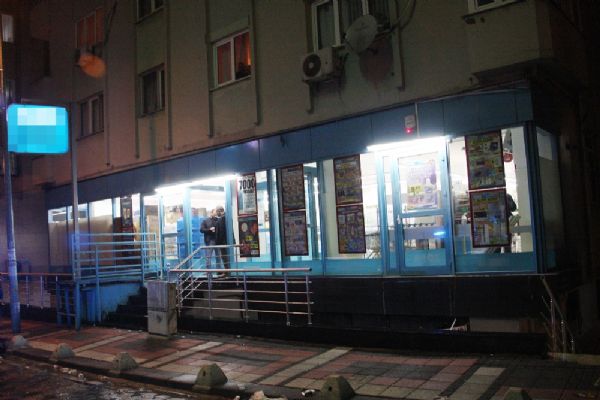 İstanbul'da bıçaklı market soygunu