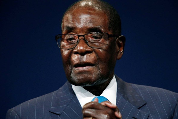 Görevden alınan Mugabe'den açıklama