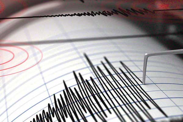 Pasifik Okyanusu'nda 7 şiddetinde deprem