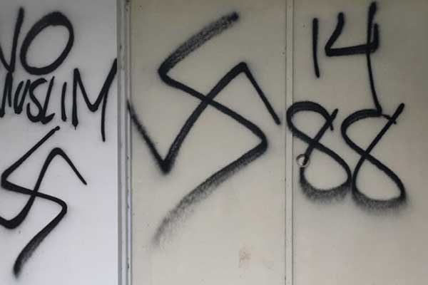 İsveç’te Flen Camisi’ne ırkçı saldırı