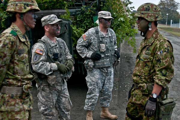 Japonya'daki ABD askerlerine içki artık yasak
