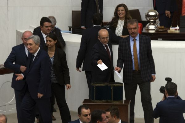 1. tur oylama oylama tamamlandı