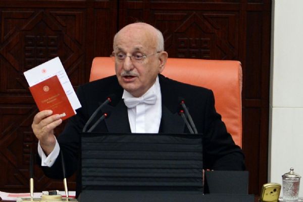 TBMM Başkanlığına yeniden Kahraman seçildi